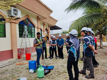 From CIDB Training to Entrepreneurial Success: Aiman Syahmi's Journey in the Air Conditioning Trade